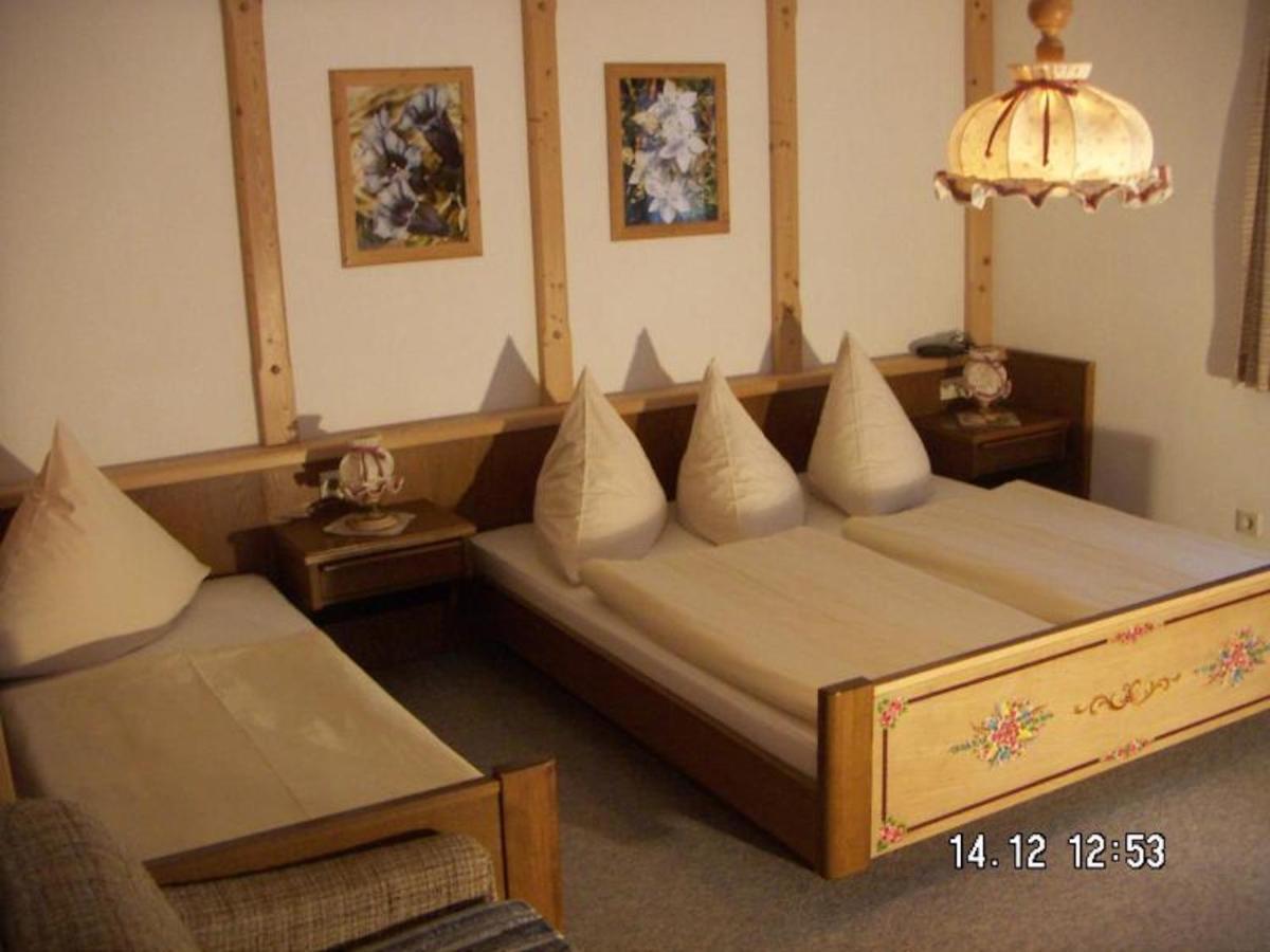 Ferienwohnungen Almbruennerl - Chiemgau Karte インツェル エクステリア 写真